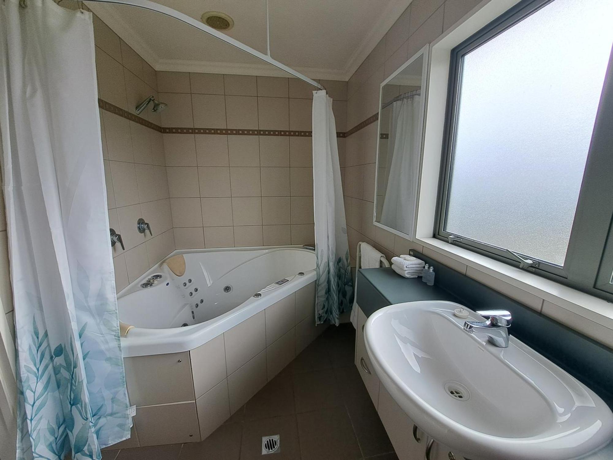 Hotel Lake Brunner Greymouth Dış mekan fotoğraf
