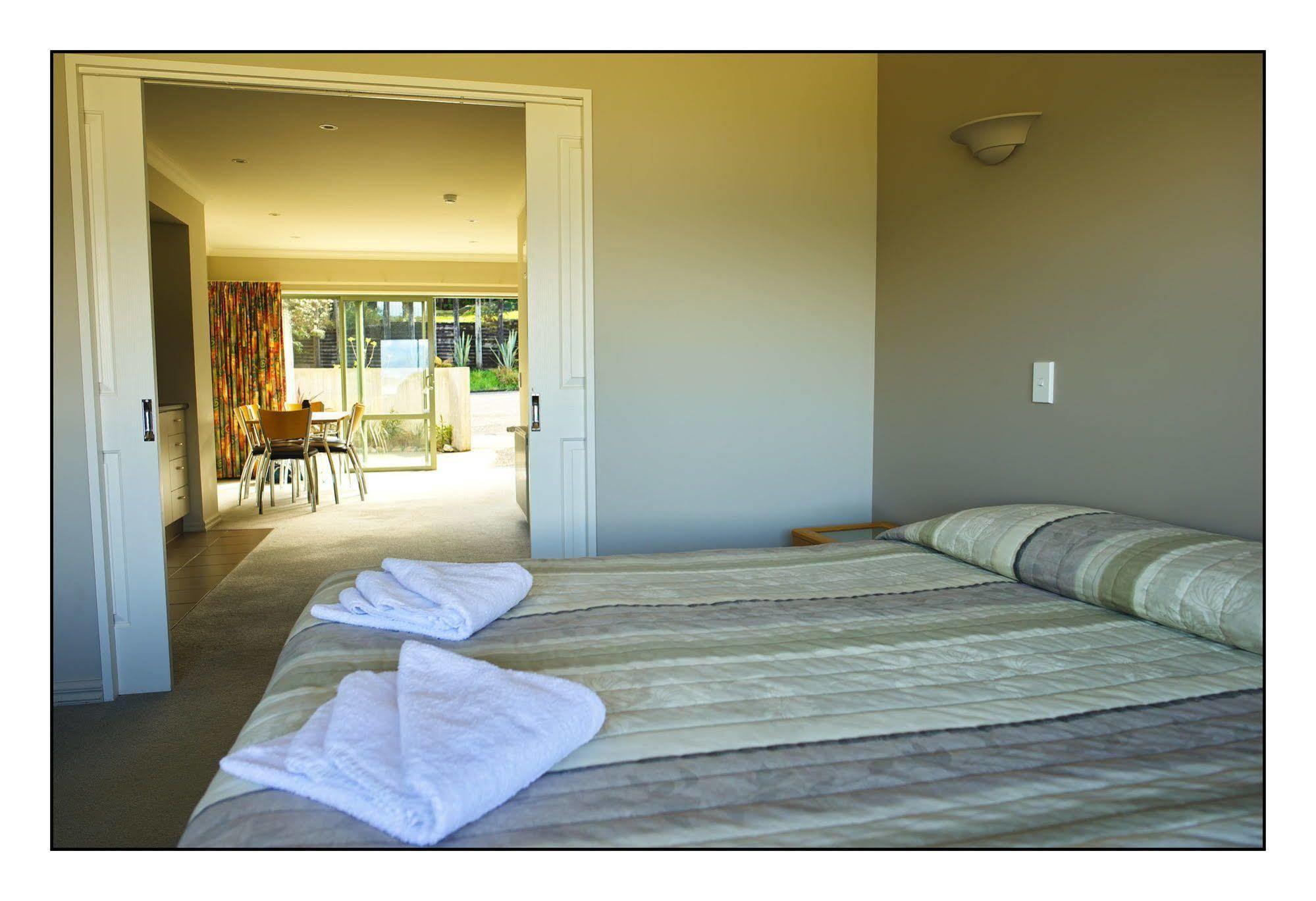 Hotel Lake Brunner Greymouth Dış mekan fotoğraf